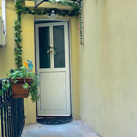 Casa Vacanze Viale Miramare 31- Delizioso Mini Loft Industrial Triest Exterior foto